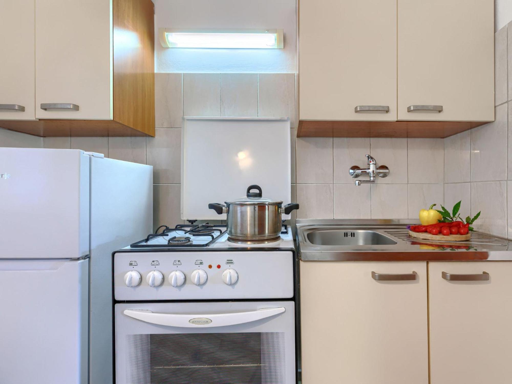 Holiday Home Margit - Prm115 By Interhome Premantura Exteriör bild
